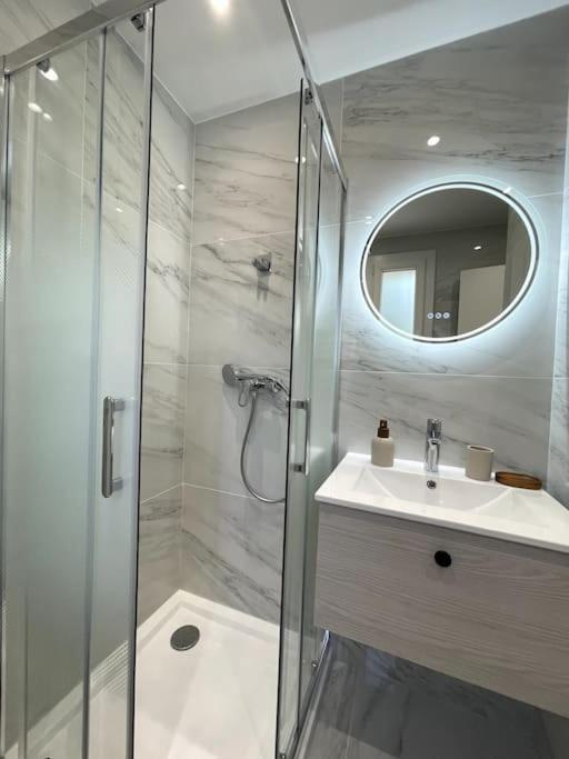 Ville-di-Pietrabugno Charmant Studio Climatise Avec Parking, Au Coeur De Pietranera, Plage A 500M, Bastia A 2Km מראה חיצוני תמונה